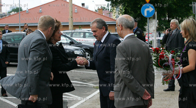 Do Szczecina przyjechala komisarz UE Neelie Kroes by...