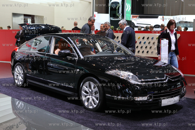 Targi motoryzacyjne w Genewie. Nz. Citroen C6
03.03.2010
fot....