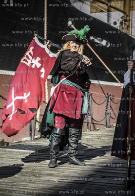 Gdansk. Wyspa Olowianka. Do abordazu - rekonstrukcja...