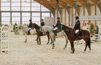Pierwsze Zawody Ogolnopolskie w nowej hali Hipodromu...