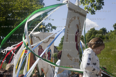 Procejsa Bozego Ciala w Gdansku - Sw. Wojciechu.
04.06.2015
Fot....