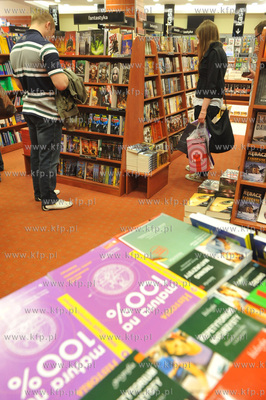 Salon Empik w Galerii Baltyckiej w Gdansku. 04.04.2009...