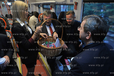 Oficjalna inauguracja polaczenia kolejowego Pomorskiej...