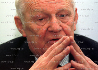 Mieczyslaw Rakowski - ostatni premier PRL Konferencja...