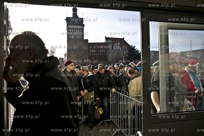 Gdansk. Targ Weglowy. XXIV Wigilia dla ubogich, samotnych...