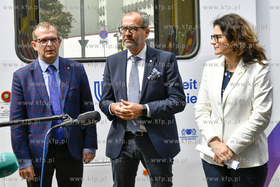 Konferencja prasowa podczas której zaprezentowano...