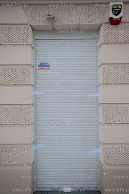 Gdansk. Sklep Botanica przy ul. Partyzantow. Zamkniety...