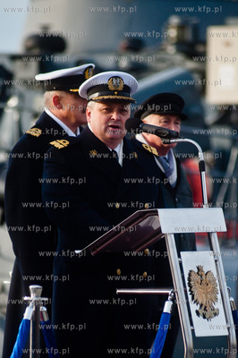 Port Wojenny w Gdyni. Ceremonia ostatniego opuszczenia...