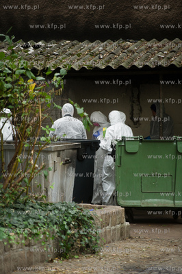 Gdansk. Podworze kamienicy przy ul. Dlugi Targ. Odnalezienie...