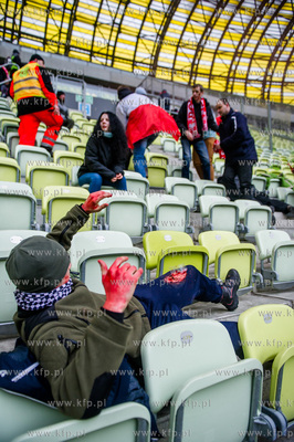 Gdansk. Stadion PGE Arena. Cwiczenia grup ratownikow...