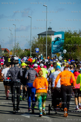 Plac Dwoch Miast. PKO Polmaraton Sopot 2015.
02.05.2015
fot....