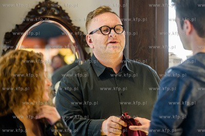 Gdansk. Galeria Bursztynu B&G. Formacja Niezywych Schabuff...