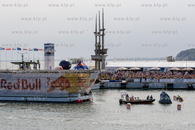 Gdynia. Basen Prezydenta. 5 Konkurs Lotow Red Bull.
16.08.2015
fot....