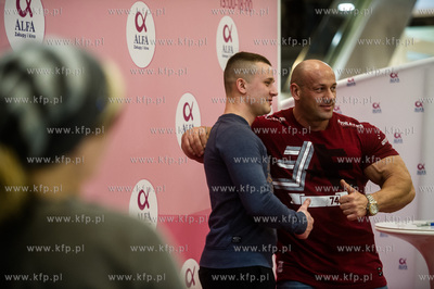 Gdańsk. Centrum Handlowe Alfa Centrum. Walentynkowe...
