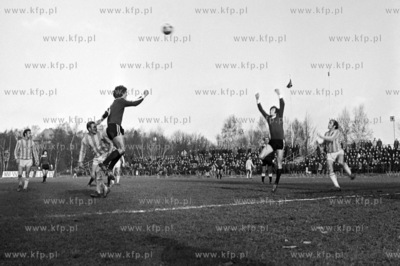 II Liga piłki nożnej. Mecz Arki Gdynia z Wisłoką...