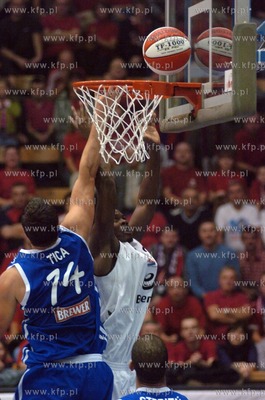 Slupsk. Mecz koszykowki Energa Czarni Slupsk vs AZS...