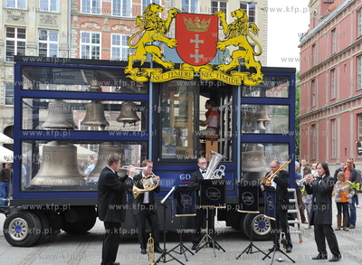 Dwor Artusa w Gdansku. Obchody urodzin Jej Krolewskiej...