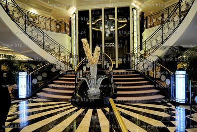 Do Portu w Gdyni przyplynal wycieczkowiec Marina. Marina...