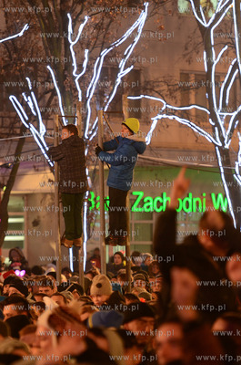 Gdynia Skwer Kosciuszki - Koncert Sylwestrowa Moc Przebojow...