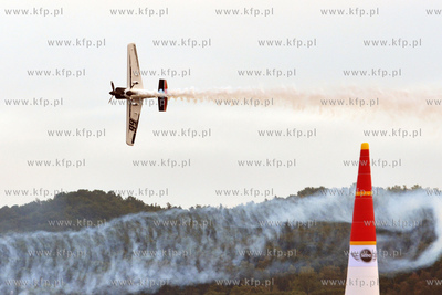 Gdynia - 4. przystanek Mistrzostw Swiata Red Bull Air...