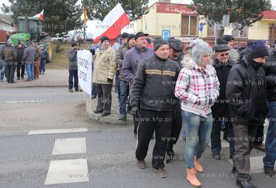 Protest rolnikow z powiatow chojnickiego i tucholskiego...