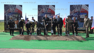 Redzikowo. Uroczyste rozpoczęcie budowy bazy pocisków...