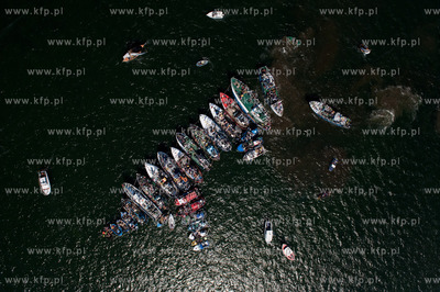 Morska Pielgrzymka Rybakow w Pucku na odpust Sw Piotra...