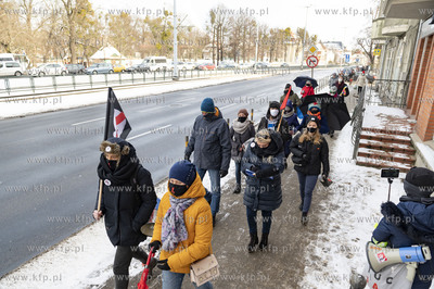 Pod siedzibą Radia Gdańsk w Gdańsku-Wrzeszczu, rozpoczęła...