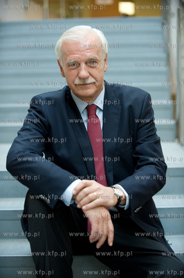 Spotkanie Andrzeja Olechowskiego ze studentami na Wydziale...