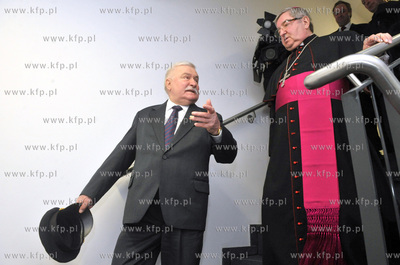 Oficjalne otwarcie nowego terminala T2 na lotnisku...