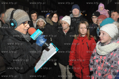 Protest przeciwko zamiarowi likwidacji Palacu Mlodziezy...