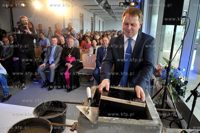 Gdańsk Oliwa. Uroczystość wmurowania kamienia węgielnego...