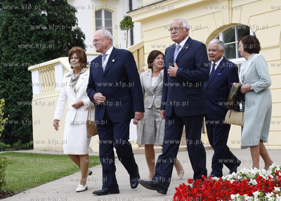 Sopot. Ogrody Grand Hotelu. Spotkanie Prezydentow Grupy...