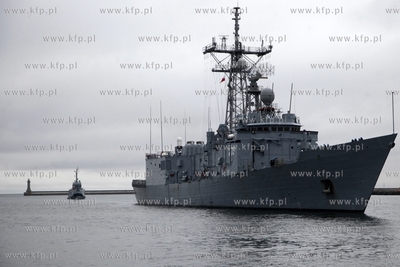 Powrot ORP Kosciuszko z manewrow Nato Cold Response...