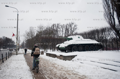 Gdansk. Park Stefensa wzdluz Al. Zwyciestwa.
20.03.2013
fot....