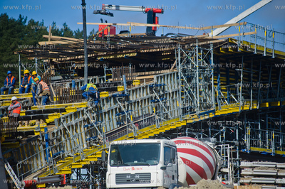 Gdansk. Budowa Pomorskiej Kolei Metropolitalnejj. 24...
