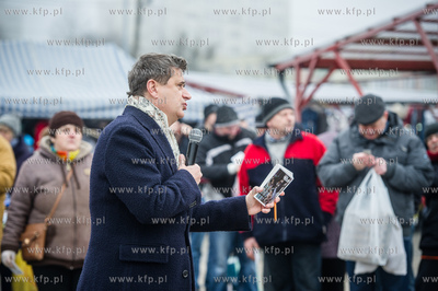 Gdansk. Targowisko - Rynek Elblaska. Spotkanie kandydata...
