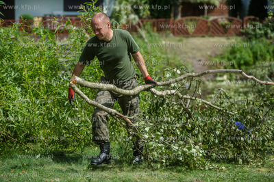 Rytel k. Chojnic. Skutki nawałnicy, która z piątku...