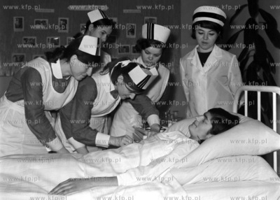 Zajęcia edukacyjne w Szkole Medycznej Pielęgniarstwa...