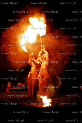 Trzynasta edycja Miedzynarodowego Festiwalu Teatrow...