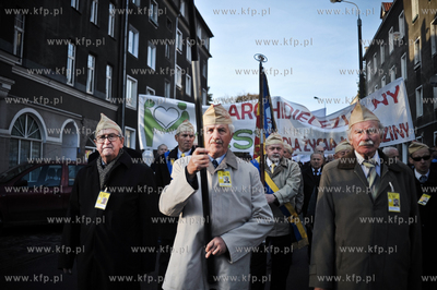 I Archidiecezjalny Marsz dla Zycia i Rodzin w obronie...