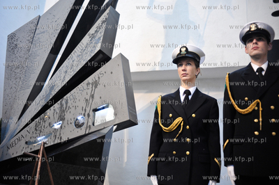 Odsloniecie pomnika ku pamieci ofiar katastrofy Smolenskiej...