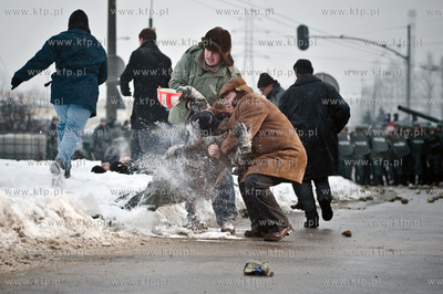 Rekonstrukcja wydarzen grudnia70 " Gdynia70. Za chleb...