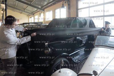 W Gdynskim Muzeum Motoryzacji odbyla sie Wielka Premiera...