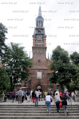 Sanktuarium Matki Bozej Bolesnej w Licheniu (woj. wielkopolskie)....