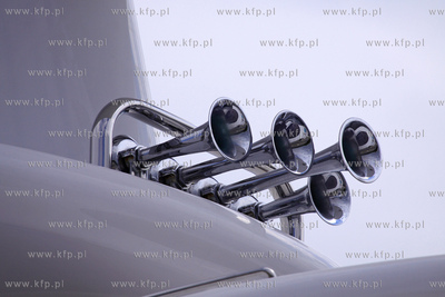 W gdanskim porcie, przy nabrzezu Obroncow Westerplatte,...