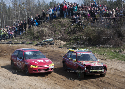 Zawory Wrak Race rozgrywane w Kolibki Adventure Park....