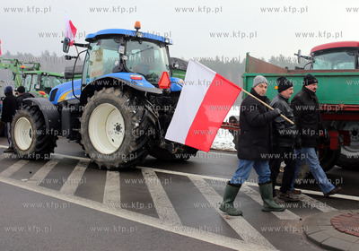 Protest rolnikow z powiatow chojnickiego i tucholskiego...