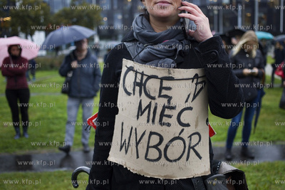 Gdańsk, Plac Solidarności. Czarny Protest, czyli...