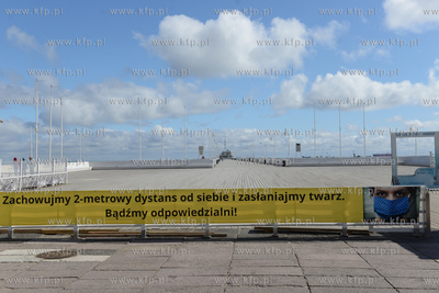 Sobota 25 kwietnia 2020 roku w Sopocie, godziny przedpołudniowe...